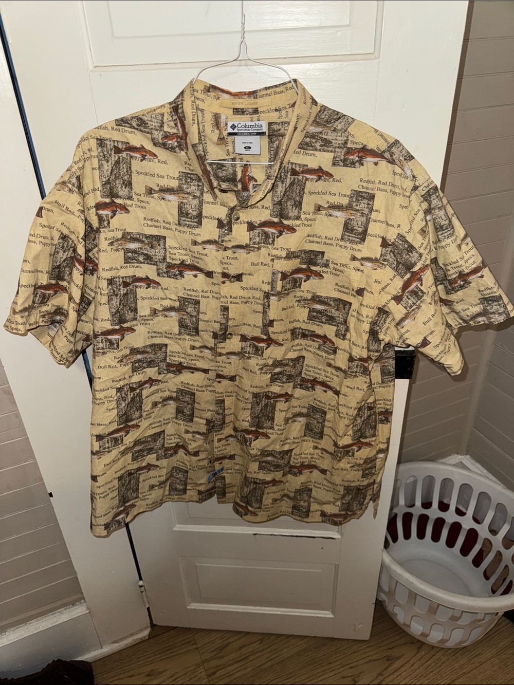 Columbia Men's Short-Sleeve Printed Fishing Shirt - Beige XL